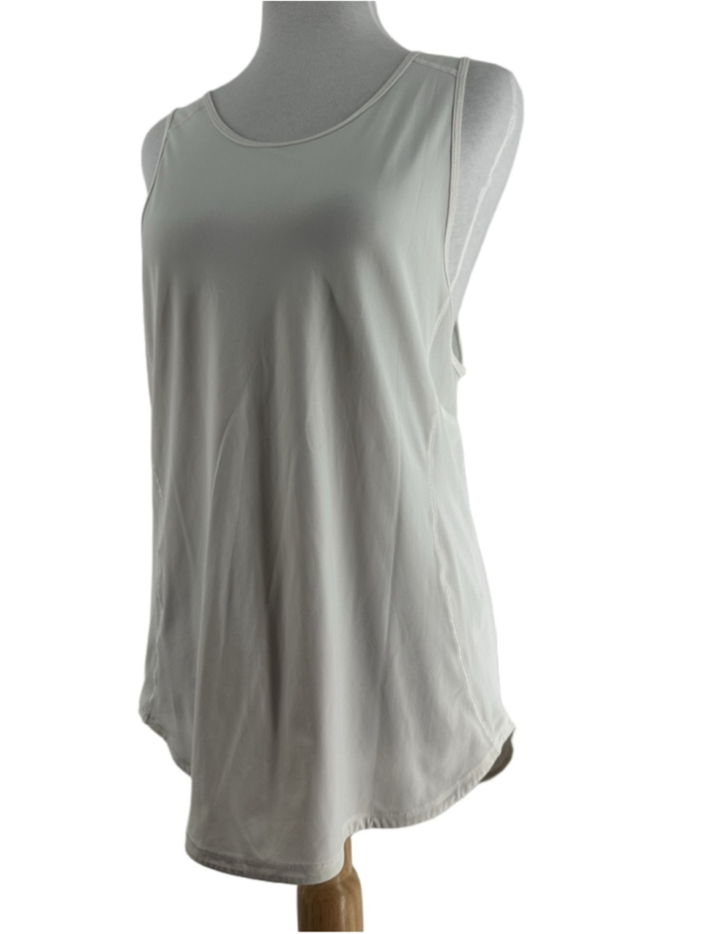 Lululemon Sculpt Tank II mesh panels flowy
White (First Release) sz sm - Picture 3 of 13